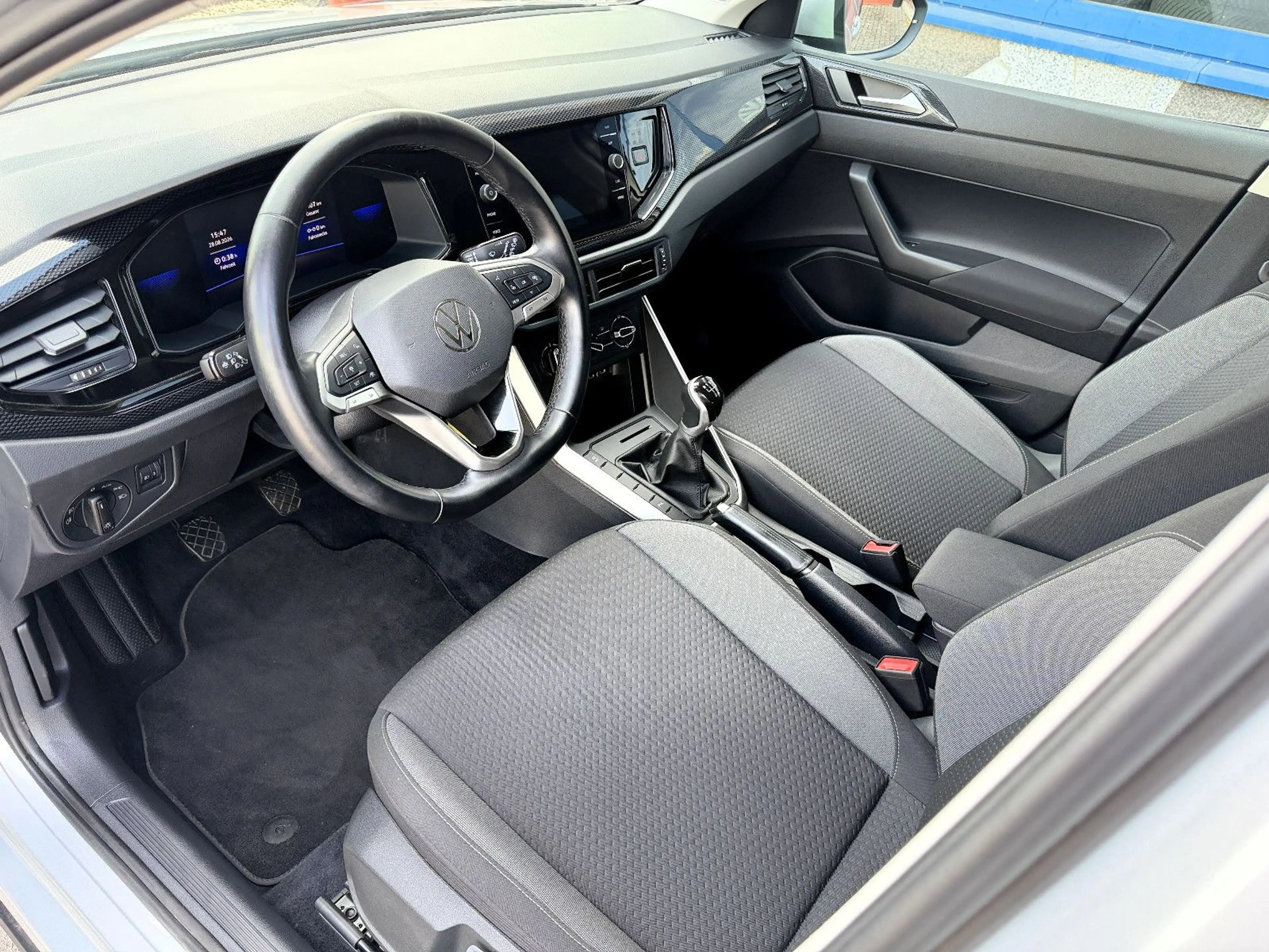 Volkswagen Taigo TAIGO*LIFE*LED*ACC*IQ-DRIVE*PDC*NAVI*KLIMA*ALU* — photo 15