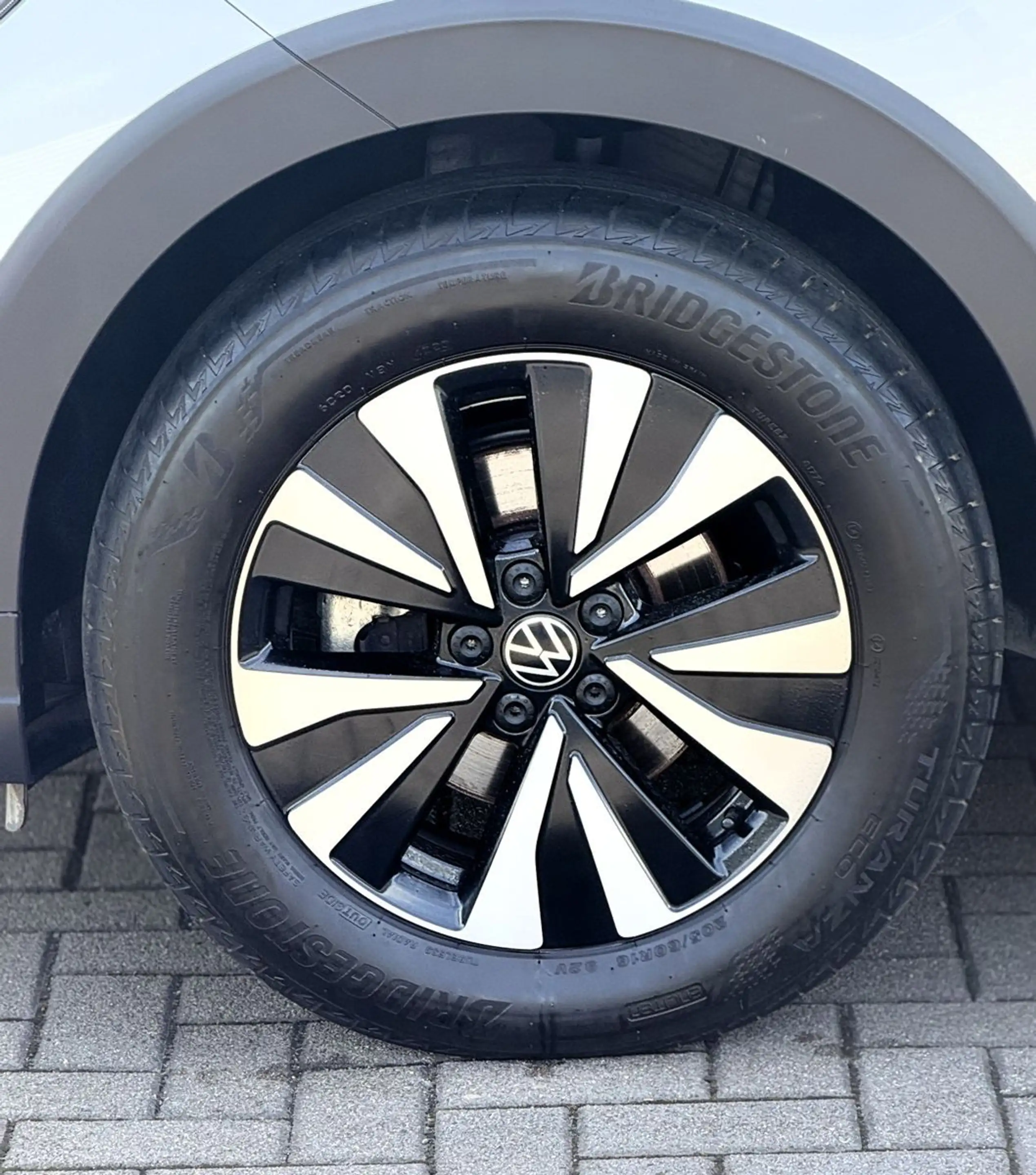 Volkswagen Taigo TAIGO*LIFE*LED*ACC*IQ-DRIVE*PDC*NAVI*KLIMA*ALU* — photo 6