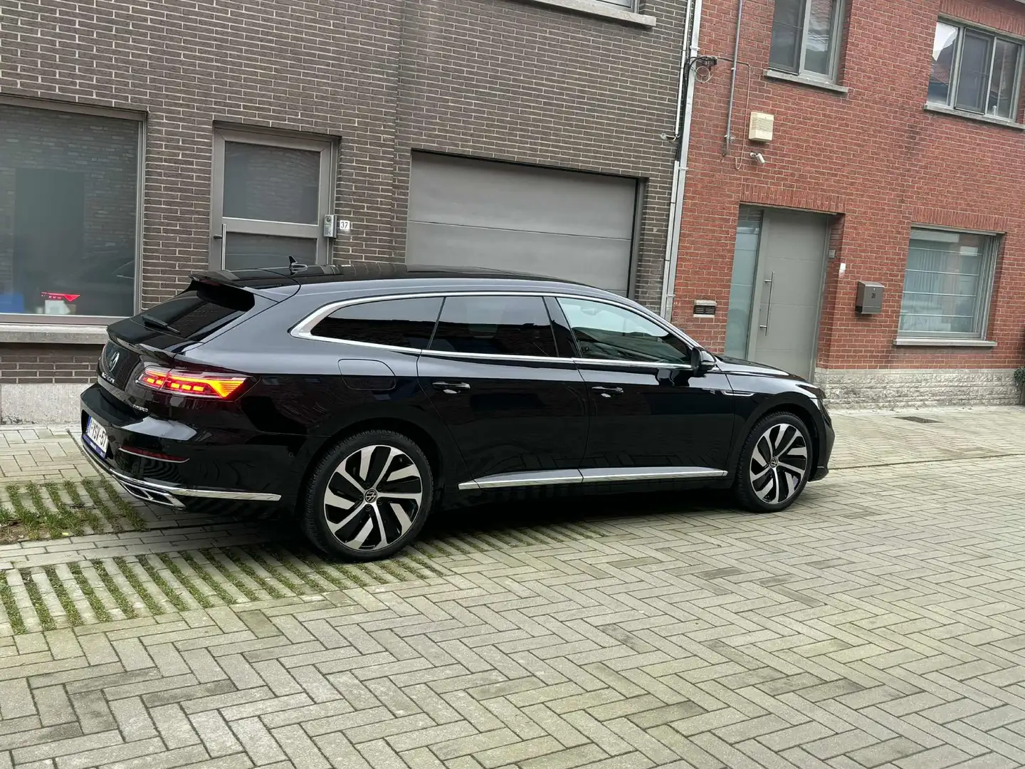 Volkswagen Arteon Shooting Brake 1.4 eHybrid OPF DSG R-Line - 2