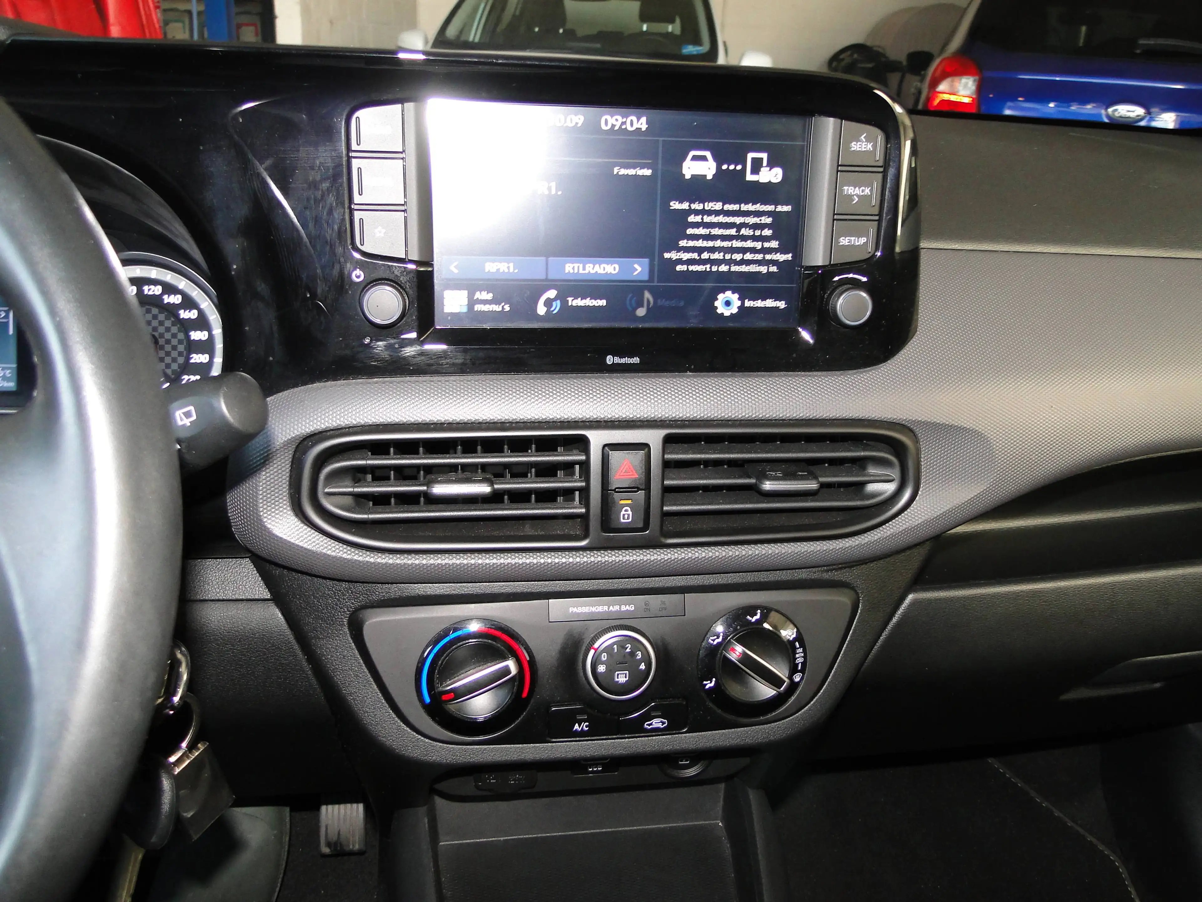Hyundai i10 i10 1.0i Twist — photo 14