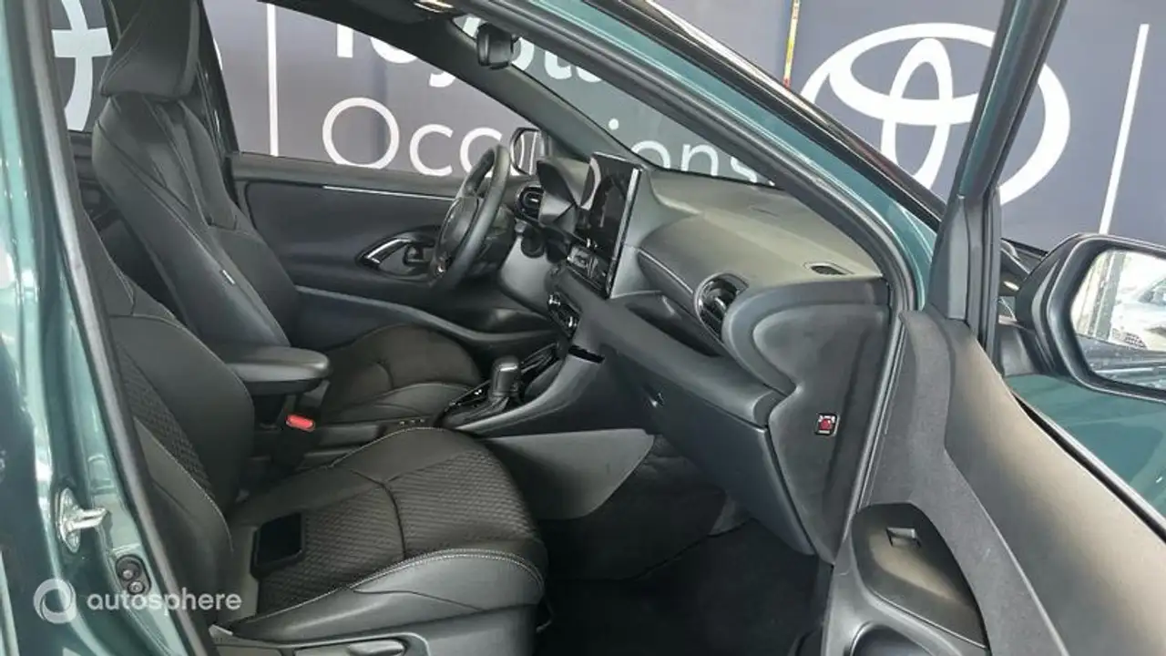 Toyota Yaris Yaris — photo 15
