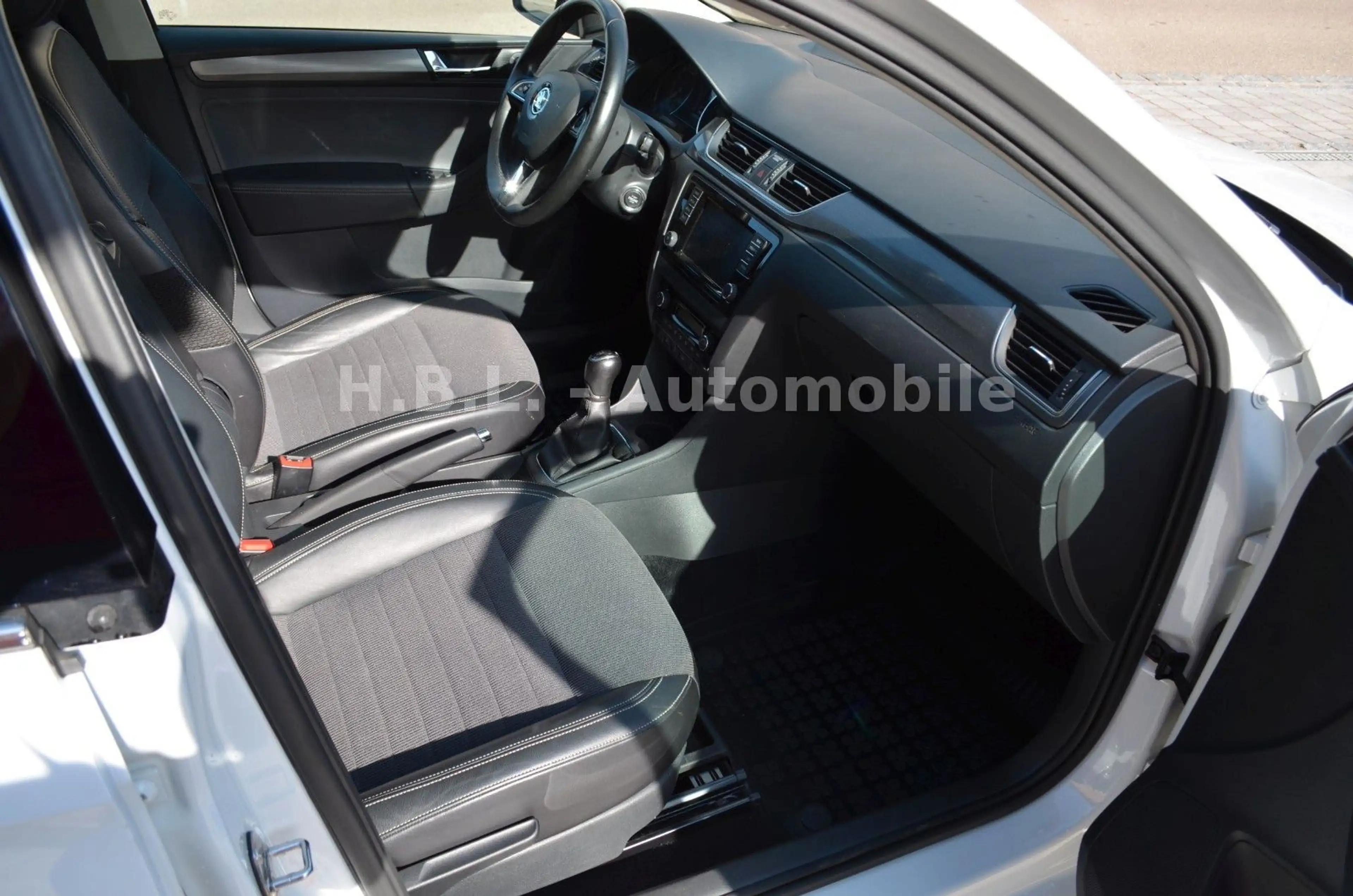 Skoda Rapid/Spaceback 1,6 Spaceback Style/1.Hd/Kamera/Navi/Tempo — photo 14