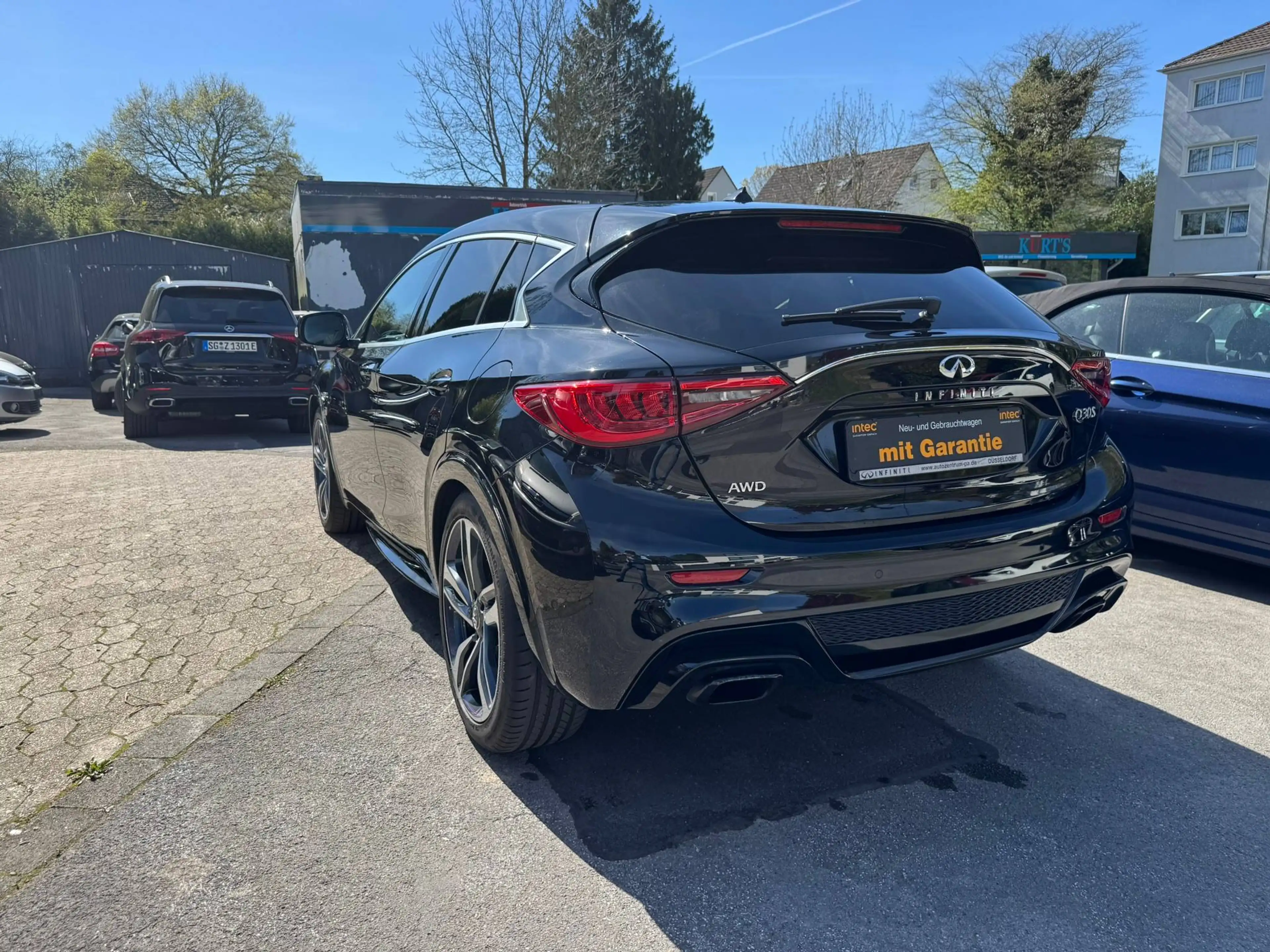 Infiniti Q30 Infiniti Q30S 2.0t AWD/LED/360°/Pano/Bose/VOLL — photo 8
