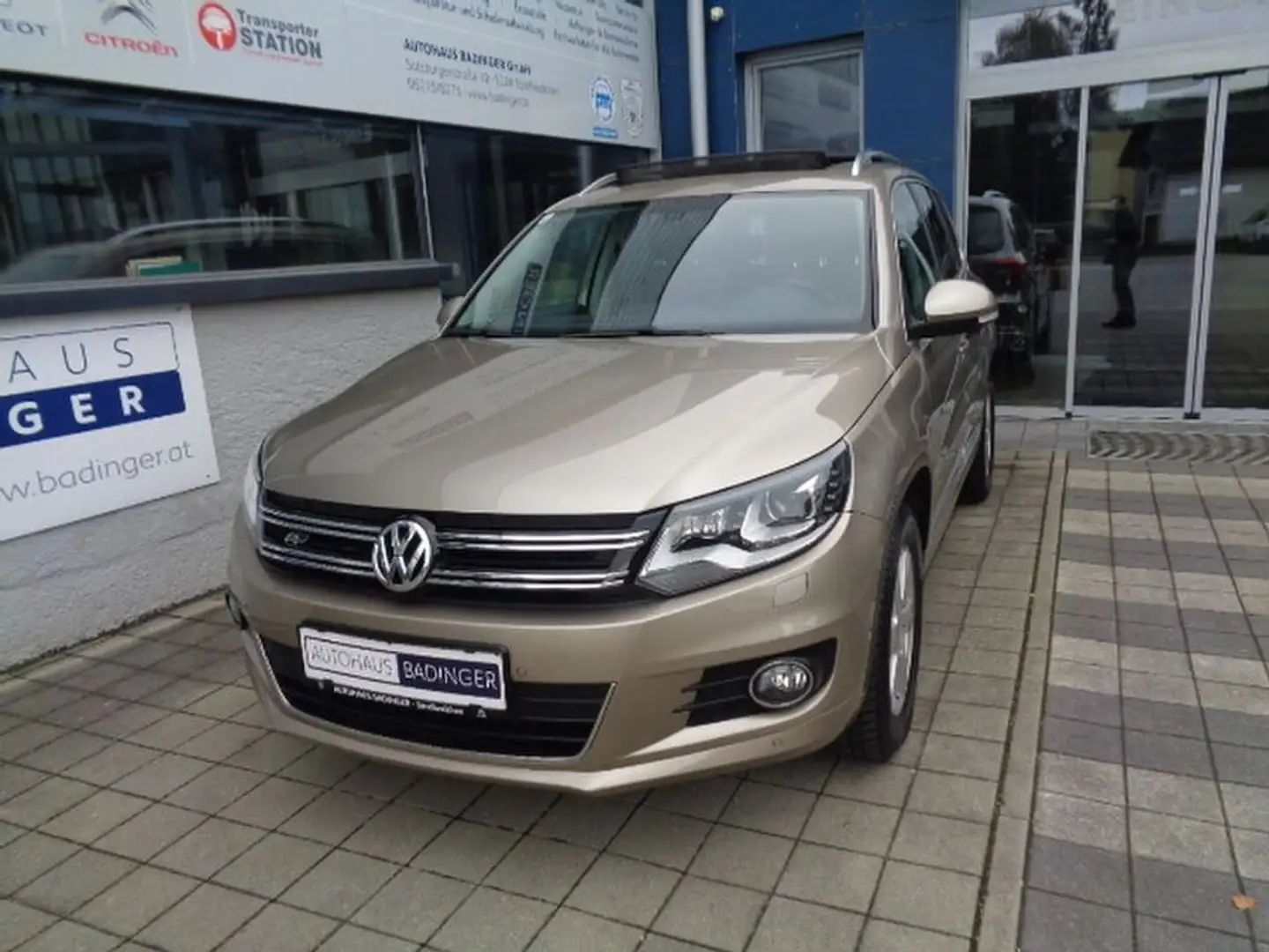 Volkswagen Tiguan Karat 2,0 TDI Sport&Style Beige - 2