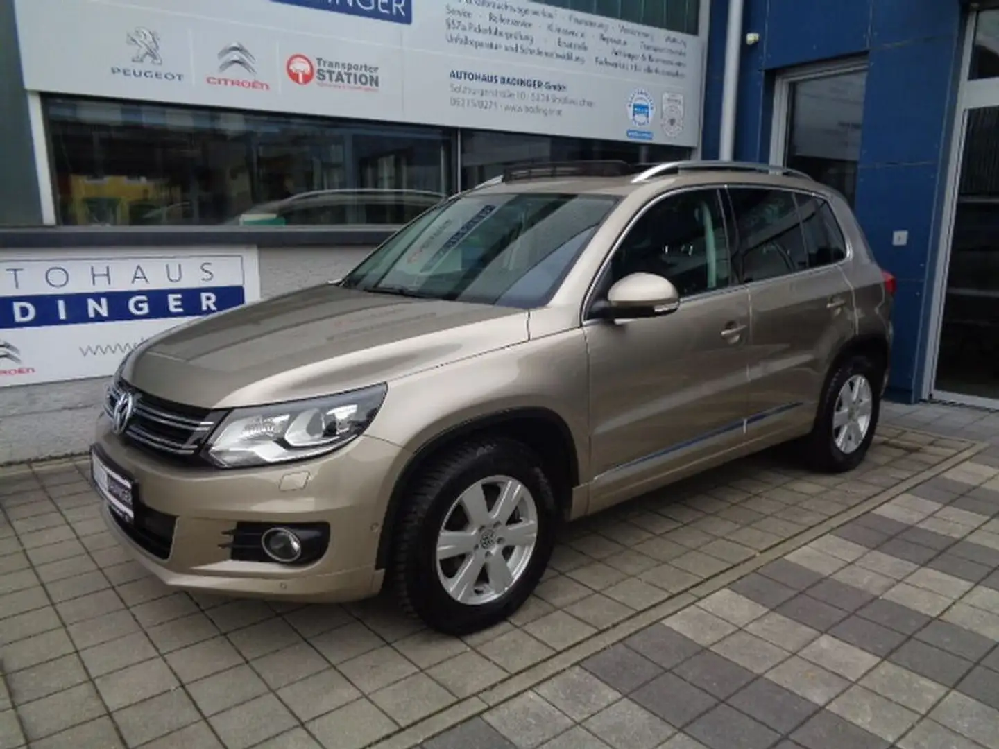 Volkswagen Tiguan Karat 2,0 TDI Sport&Style Beige - 1