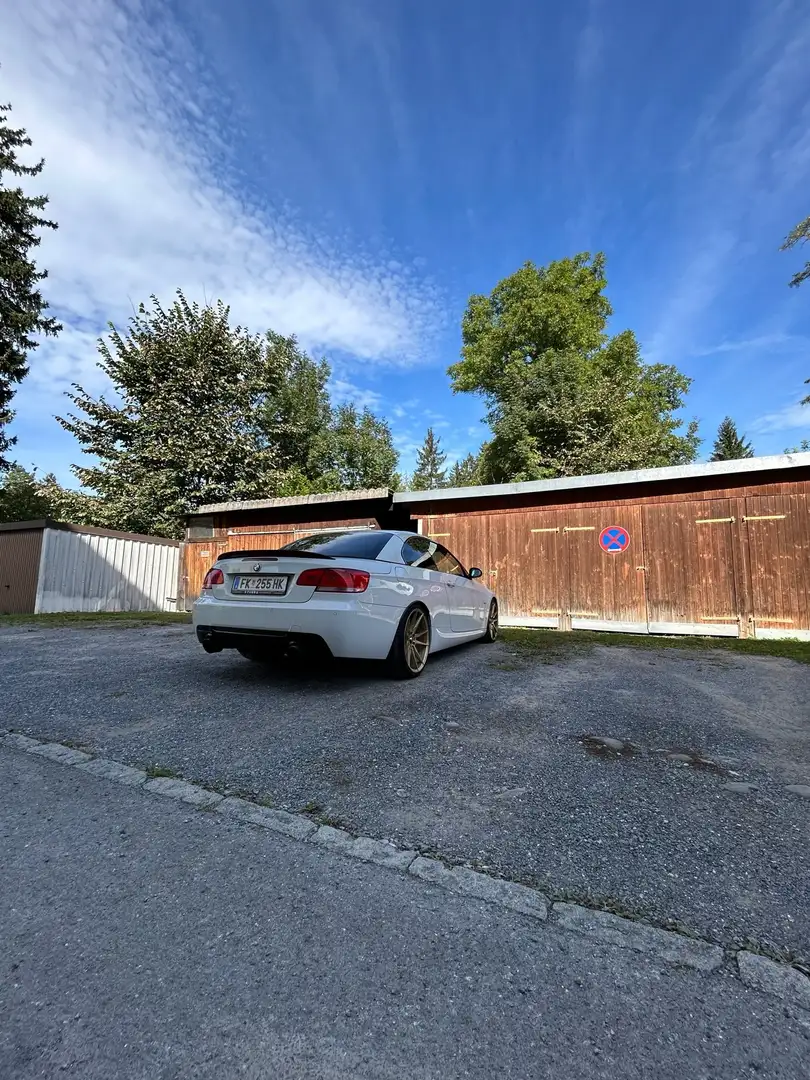 BMW 335 335i Cabrio - 2
