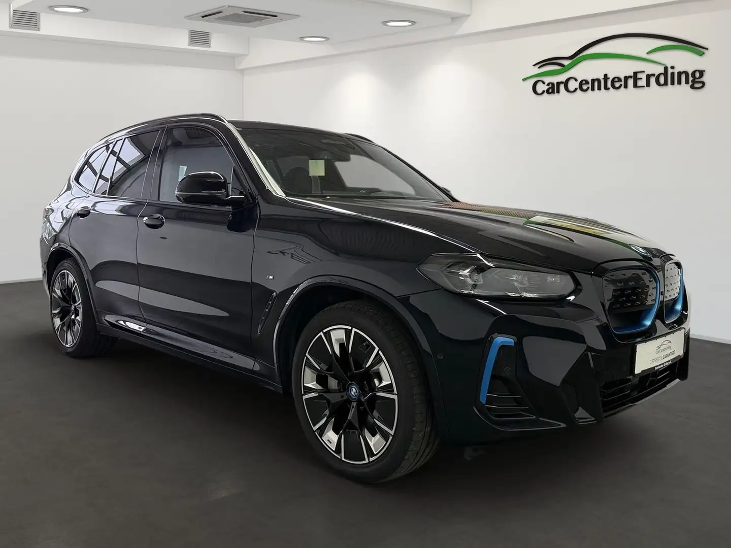 BMW iX3 M Sport*A.LED*ACC*360*Pano*AHK*H&K*HUD*Leder Schwarz - 2