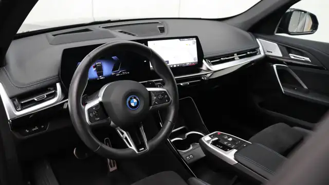 BMW X1 view 8