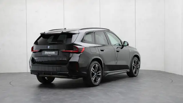 BMW X1 view 4