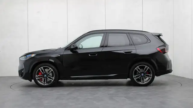 BMW X1 view 2