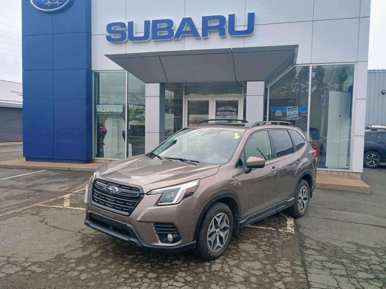 2023 Subaru Forester TOURING