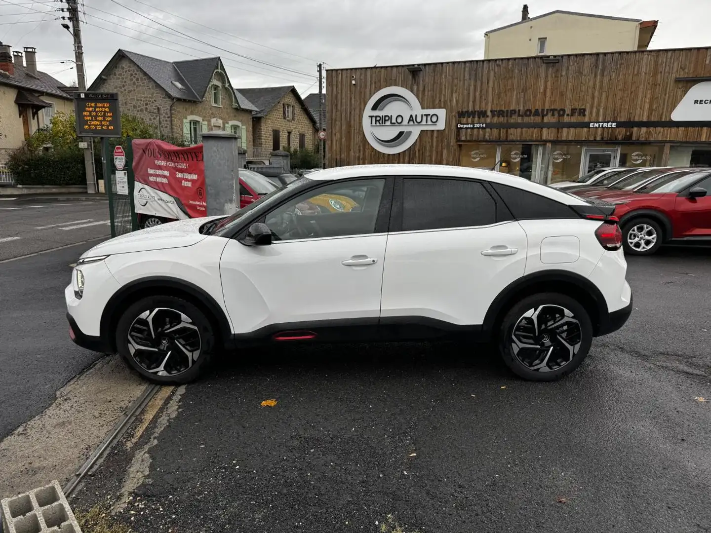 Citroen C4 1.5 BlueHDi 16V - 130 S\u0026S Bva hine Gps + Camera AR + Clim Blanc - 2