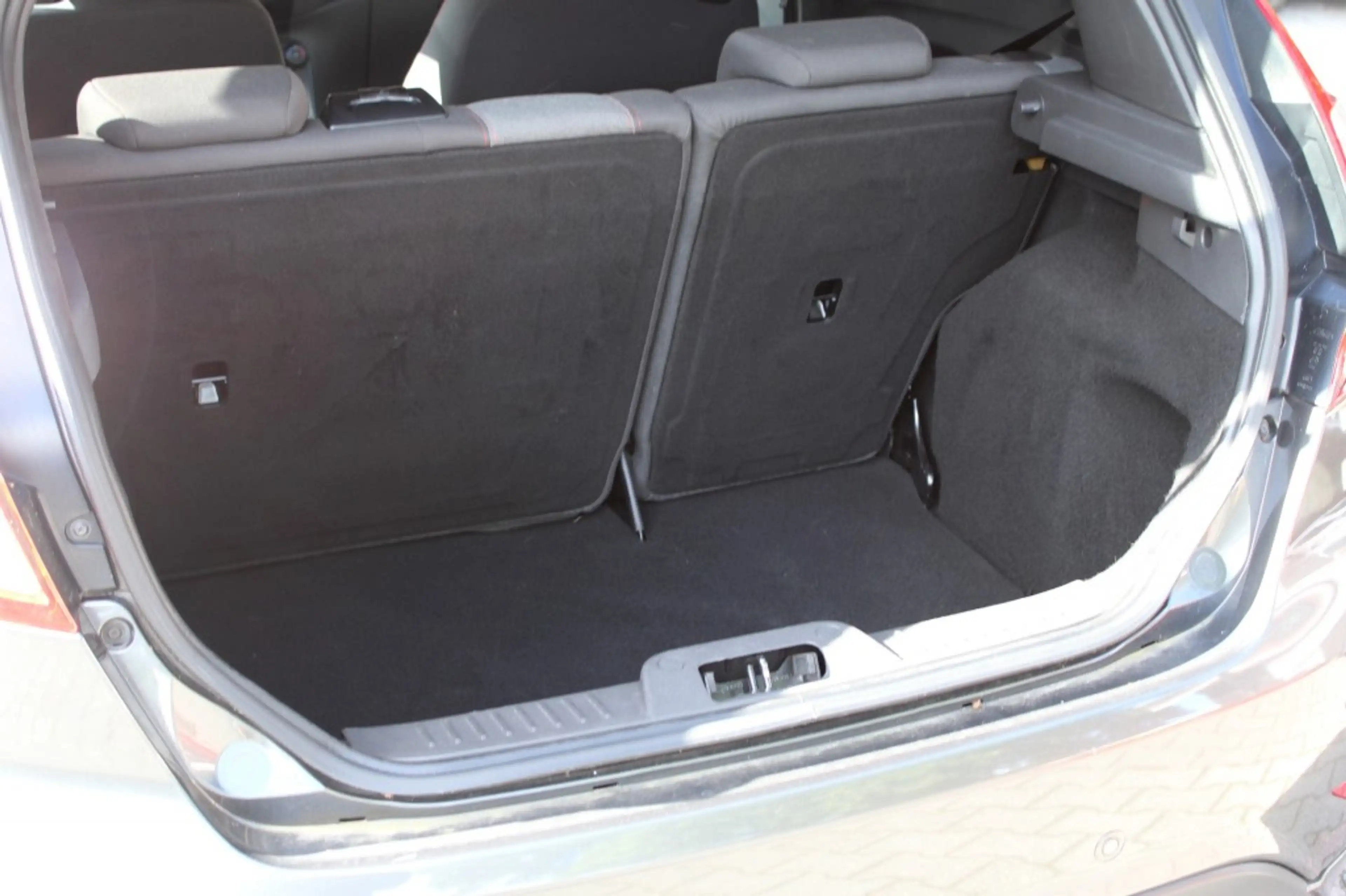 Ford Fiesta 1.0 EcoBoost Black Edition 140PK ST-Line - Navi Ai — photo 15