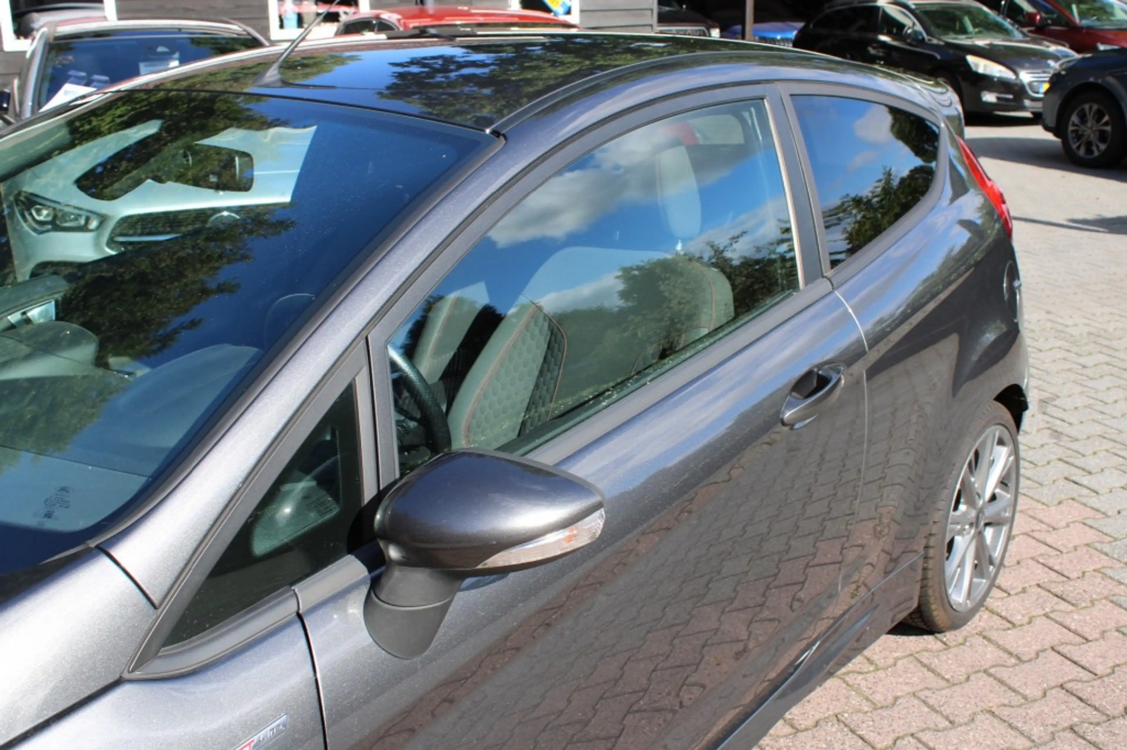 Ford Fiesta 1.0 EcoBoost Black Edition 140PK ST-Line - Navi Ai — photo 13