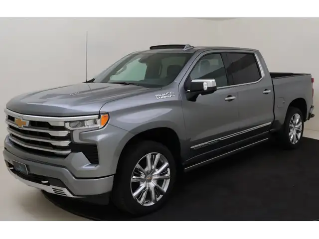 Chevrolet Silverado 1500 4WD High Country