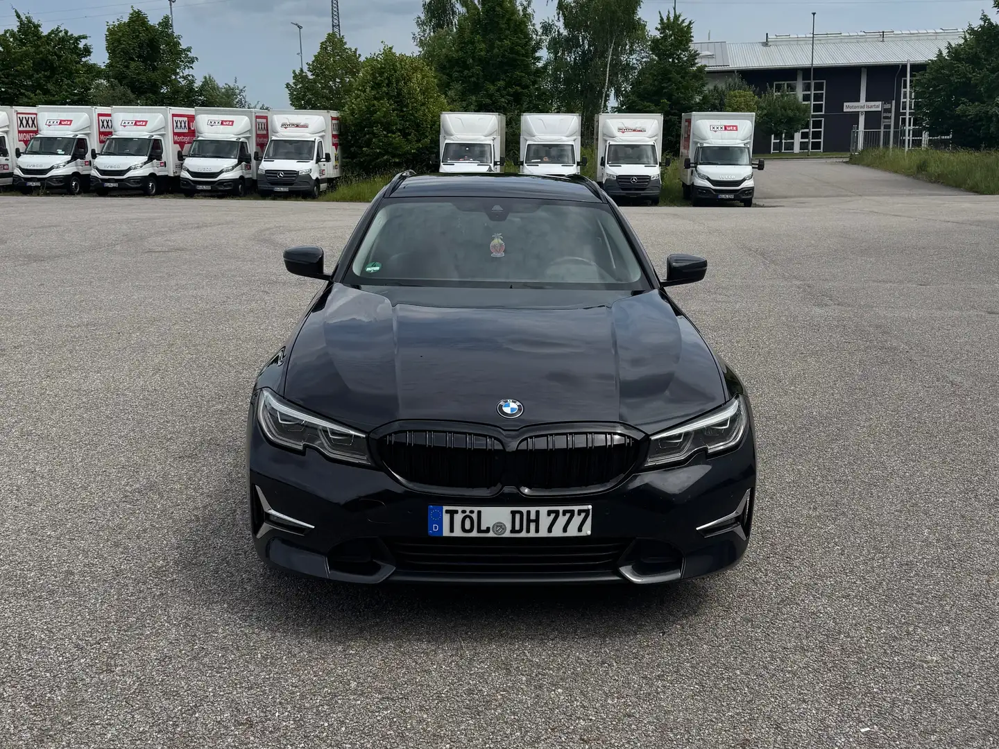 BMW 320 320d Touring xDrive Aut. Luxury Line Black - 1