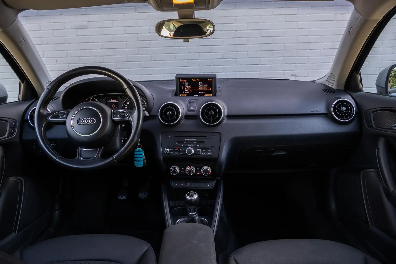 Audi A1 1.2 TFSI Attraction Bruin - 2