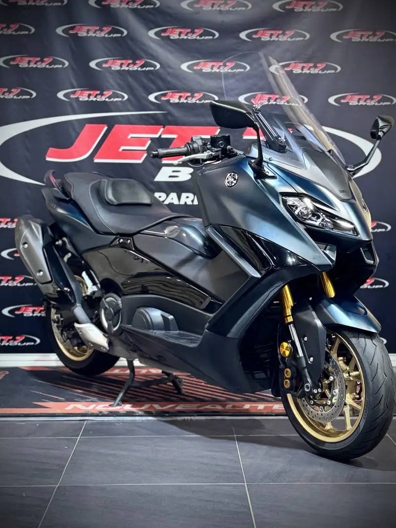 Yamaha TMAX 560 Vert - 1