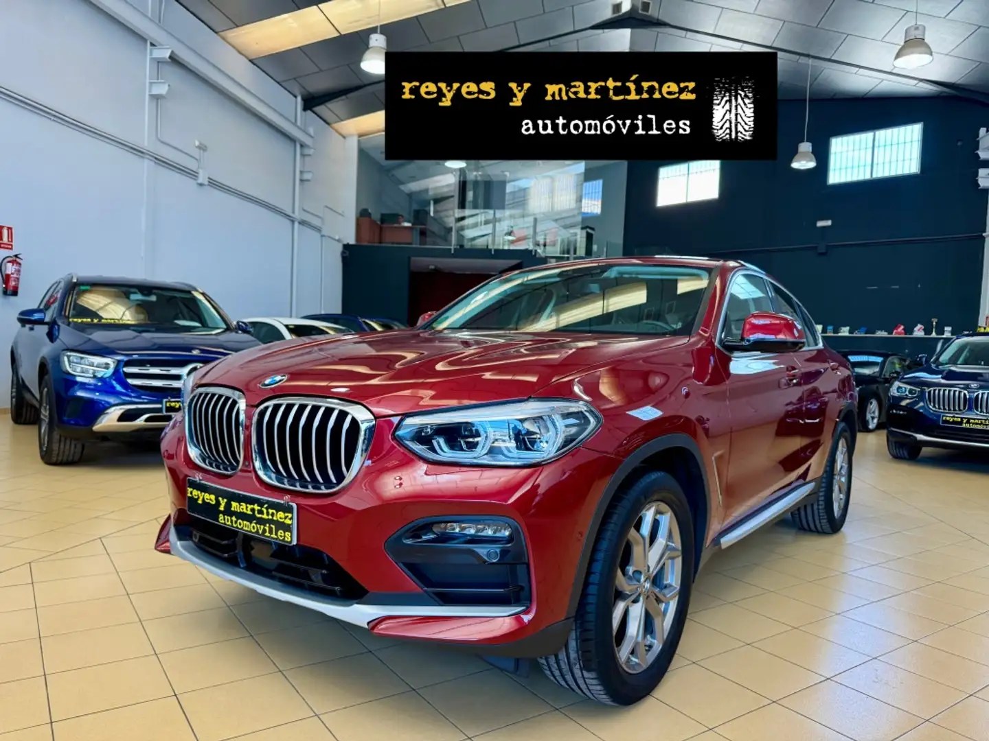 BMW X4 xDrive 20dA xLine Burdeos - 1