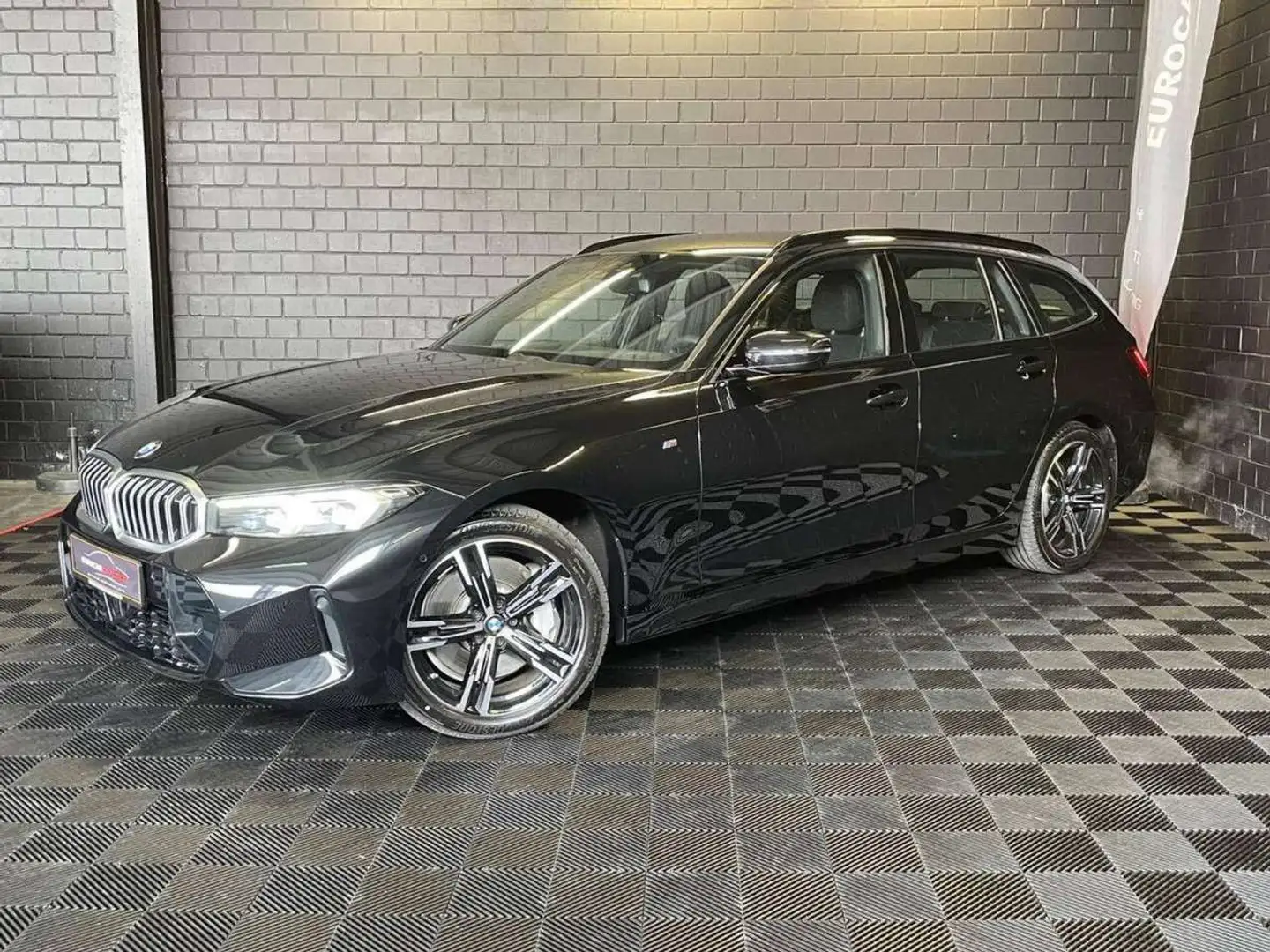 BMW 330 330iA xDrive M-Sport Touring 245CV*Hayon*ACC*Siège Noir - 1
