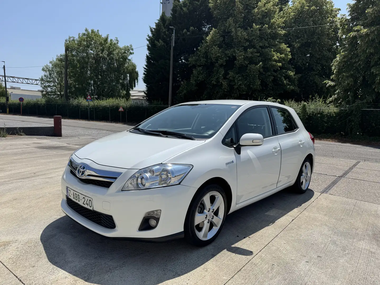 Toyota Auris HYBRID ( CAMERA + GPS ) - 1