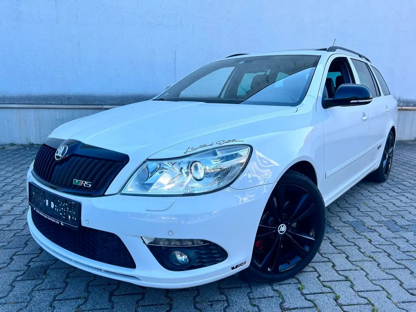 Skoda Octavia Combi RS|XENON|LEDER|SHZ|SD|18"|PDC|TEMP Blanc - 1