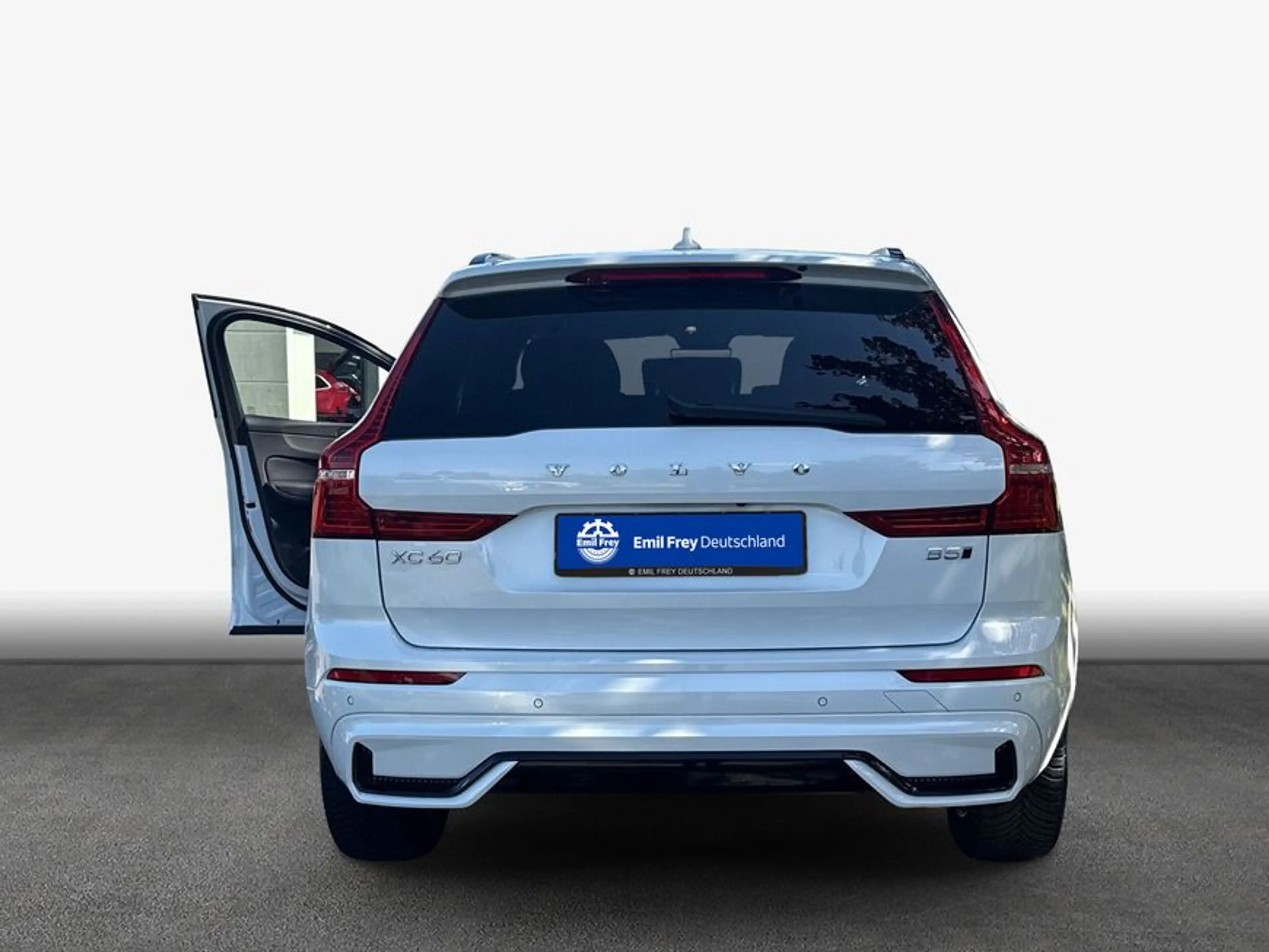 Volvo XC60 XC60 B5 B AWD Plus Dark Busi AHK 360°V GJR H-Up — photo 5