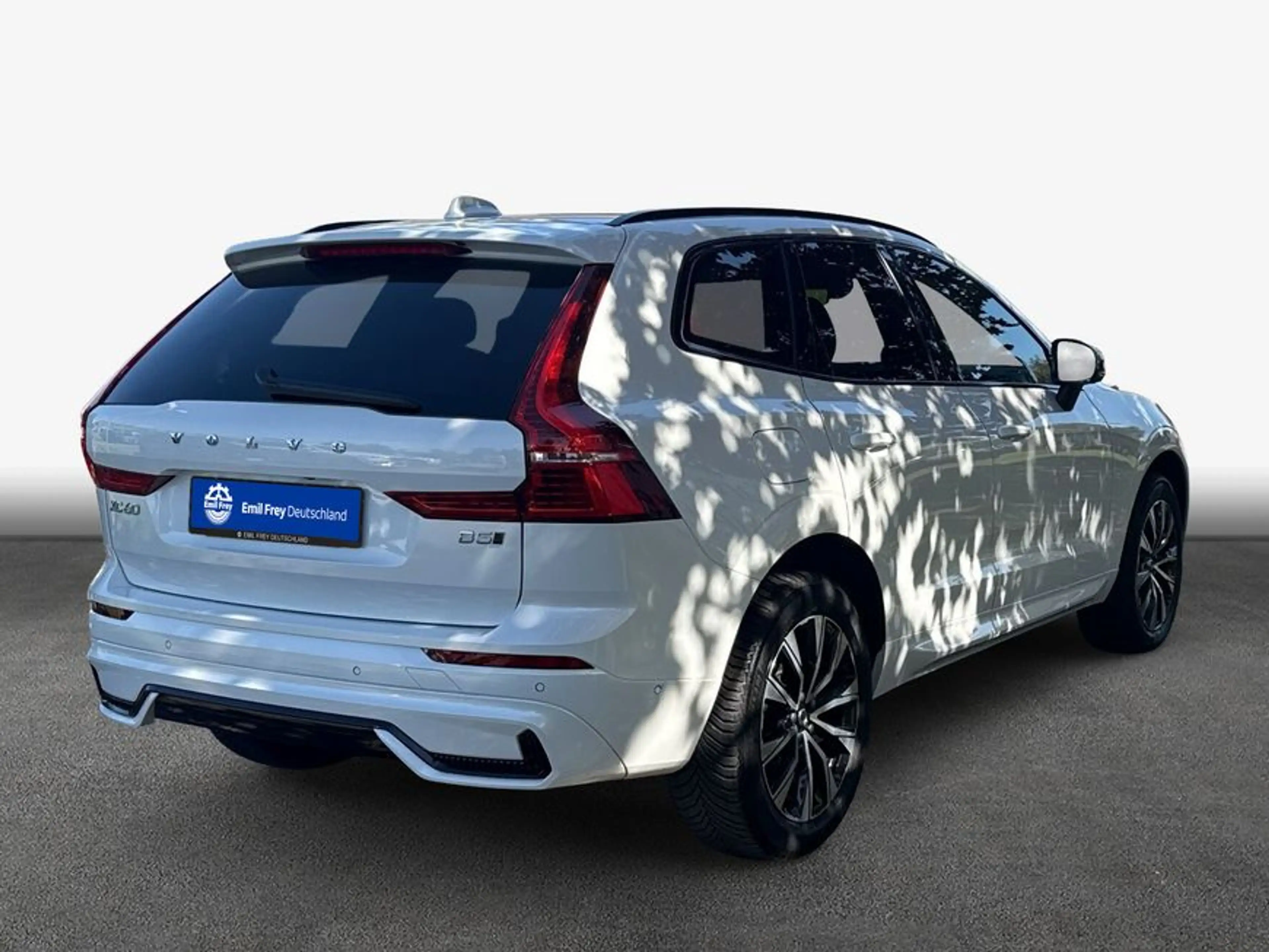 Volvo XC60 XC60 B5 B AWD Plus Dark Busi AHK 360°V GJR H-Up — photo 2