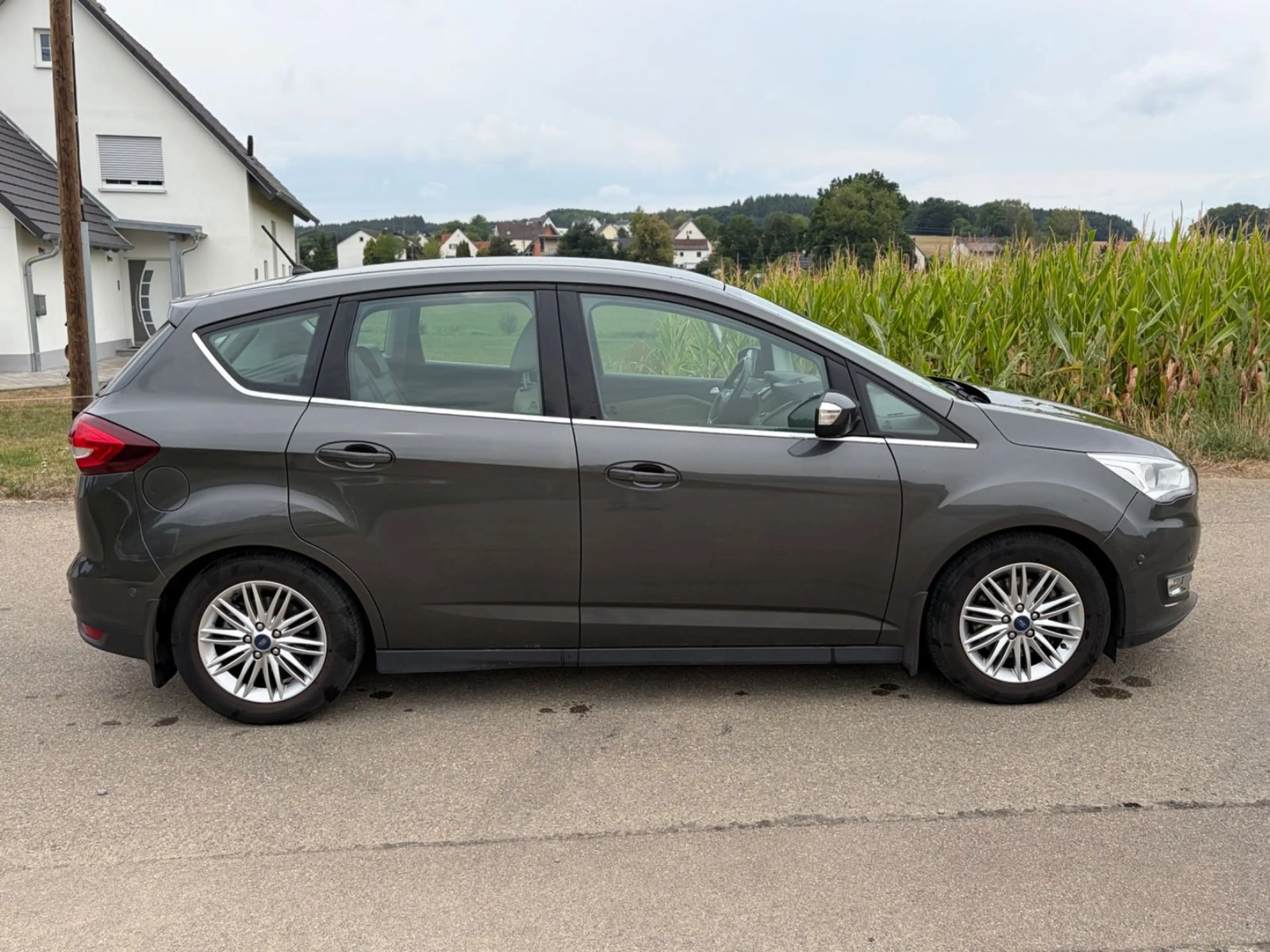 Ford C-Max C-MAX Titanium — photo 4