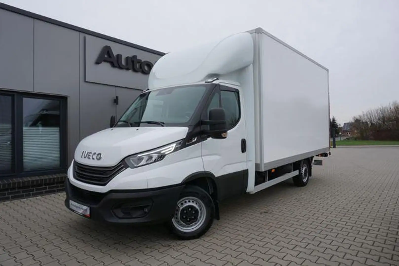 Iveco Daily Koffer mit Ladebordwand 35S18 HI-Matic+AC... Білий - 1