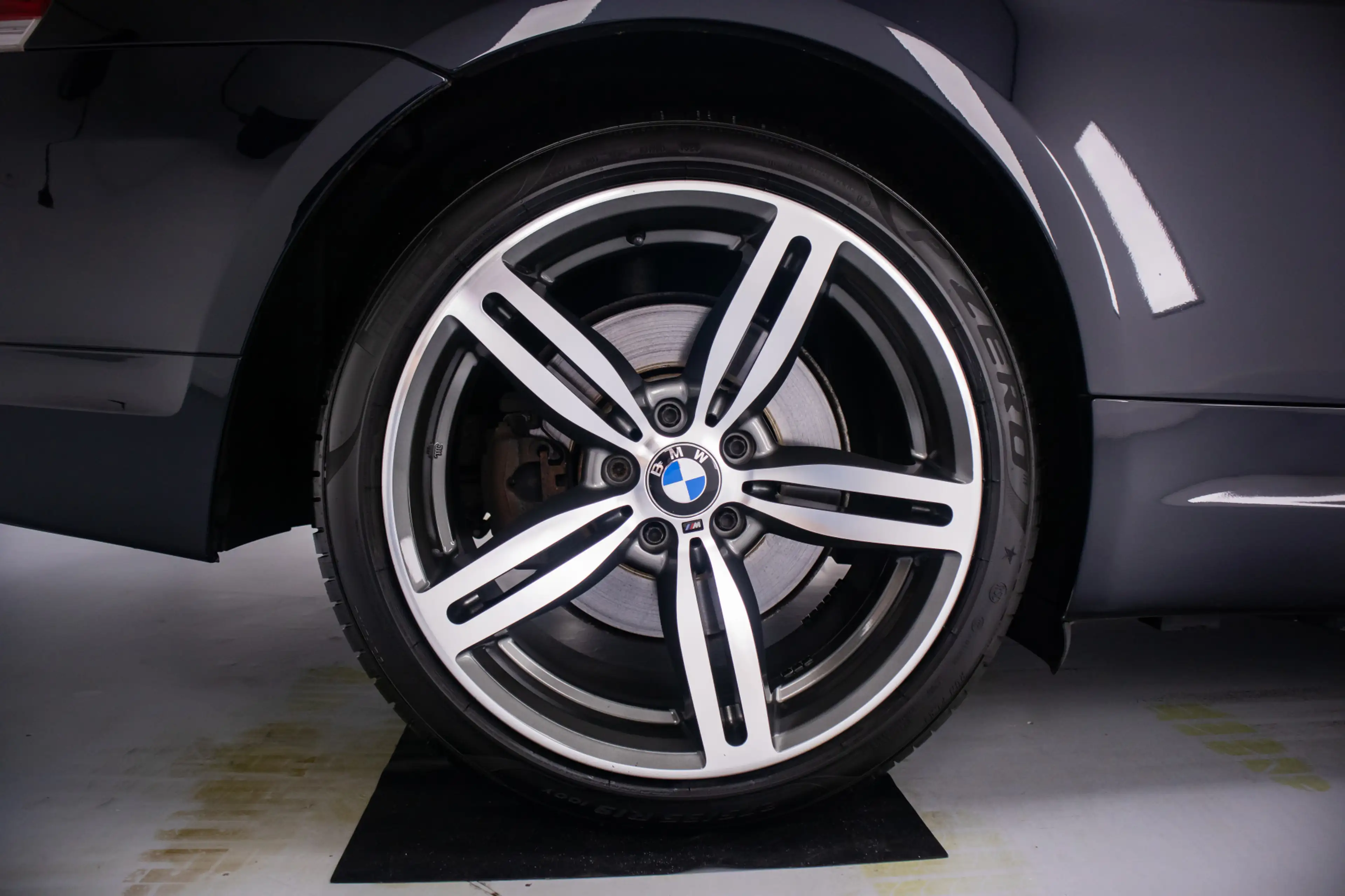 BMW 650 6-Serie Cabrio 650i | 4.8 V8 | 367 PK | BMW Indivi — photo 8