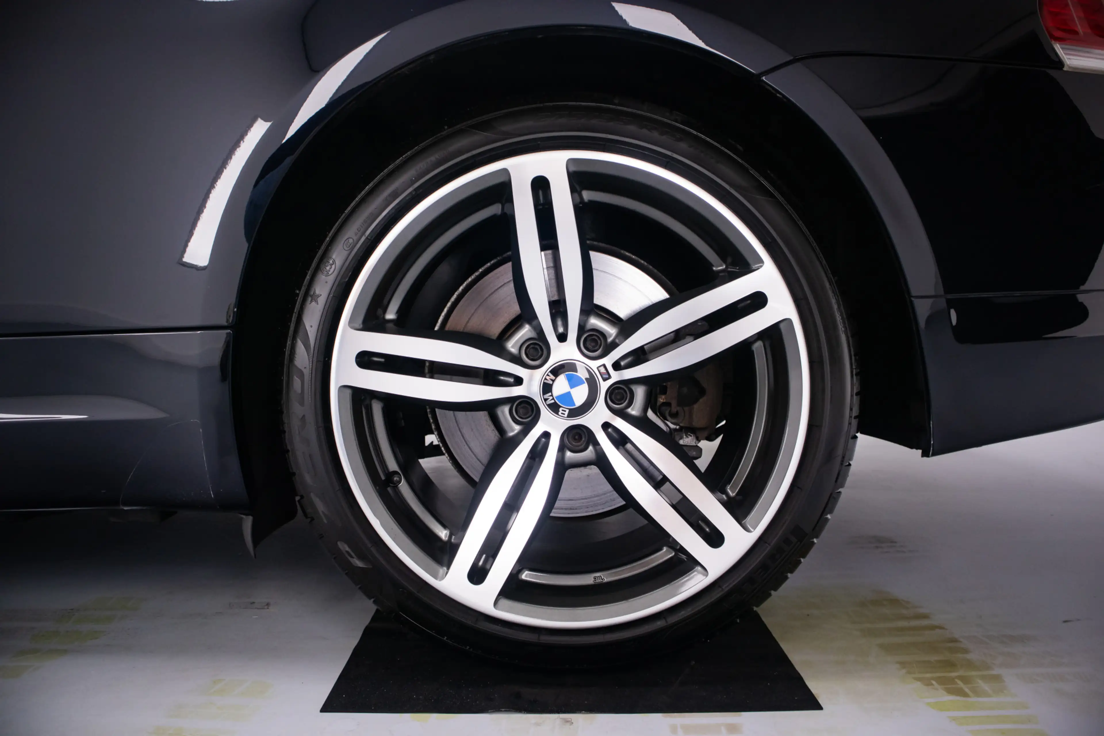 BMW 650 6-Serie Cabrio 650i | 4.8 V8 | 367 PK | BMW Indivi — photo 7