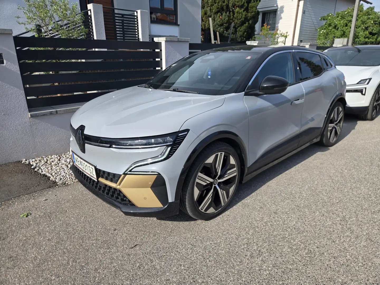 Renault Megane E-Tech Mégane Iconic EV60 220hp 60kWh optimum charge - 1