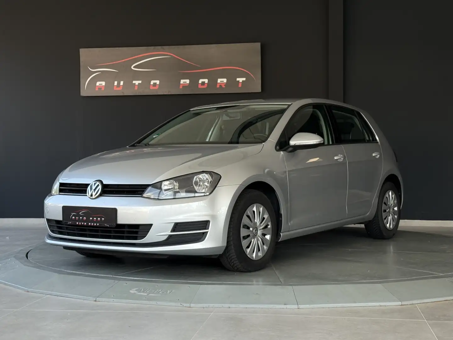 Volkswagen Golf 1,6 TDI BMT DSG Trendline Plateado - 1