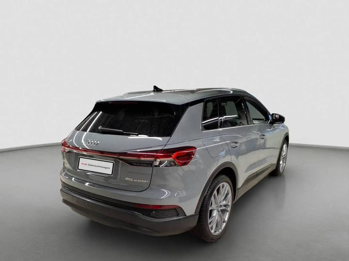 Audi Q4 e-tron e-Tron 82 kWh 45 + Garantie 4 ans Grijs - 2