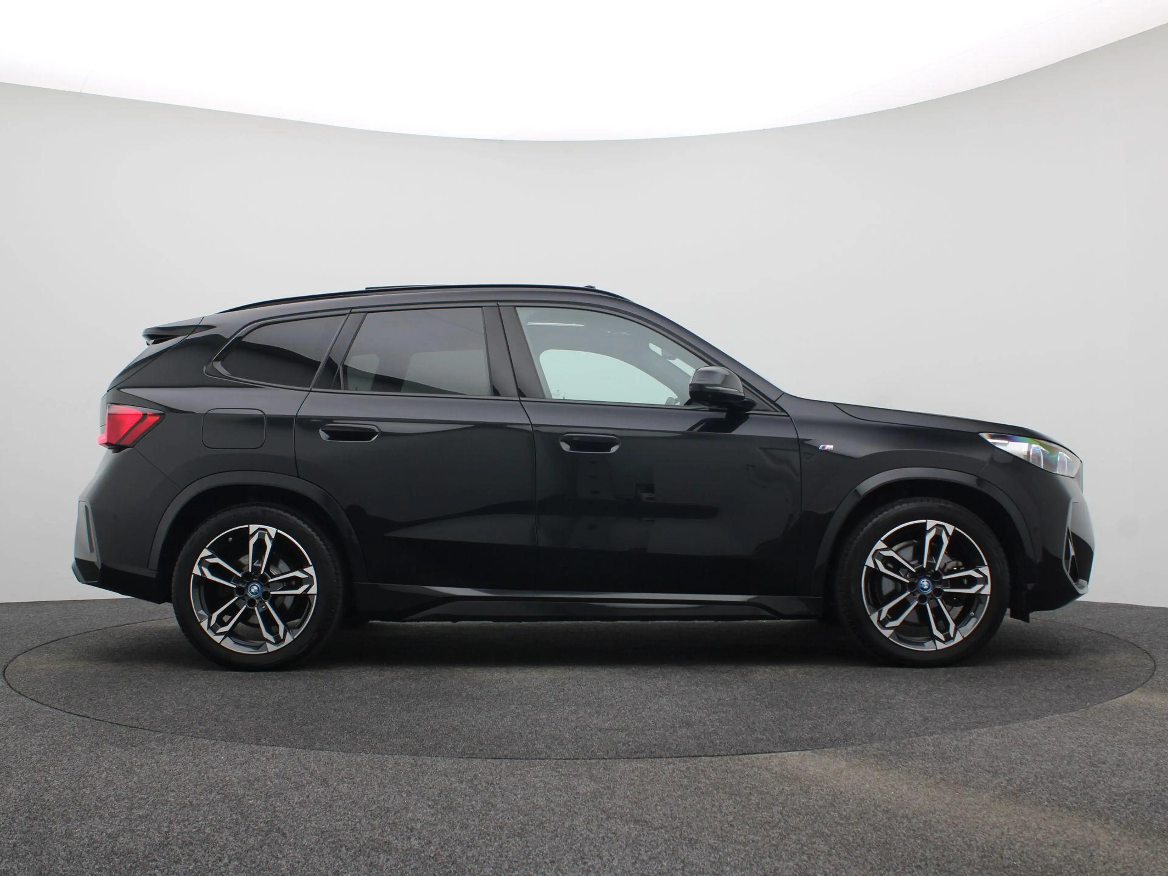 BMW iX1 xDrive30 | M Sport | Trekhaak | Comfort pakket | D — photo 6