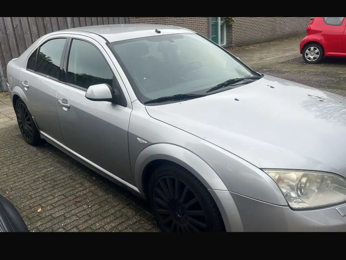 Ford Mondeo Mondeo 3.0 V6 ST220 Stříbrná - 1