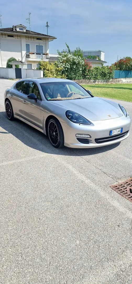 Porsche Panamera 4.8 4S - 2