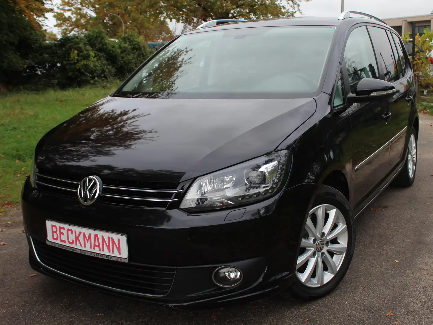 Volkswagen Touran Highline Schwarz - 1