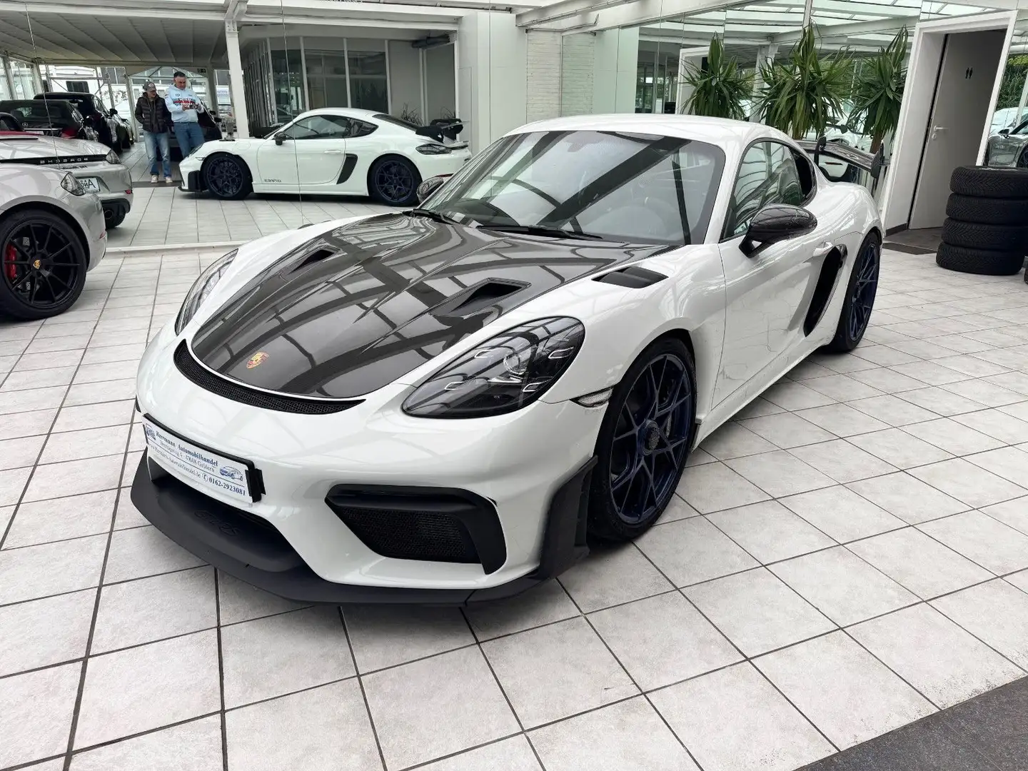 Porsche Cayman GT4 RS Weissach Paket Lift System Weiß - 1
