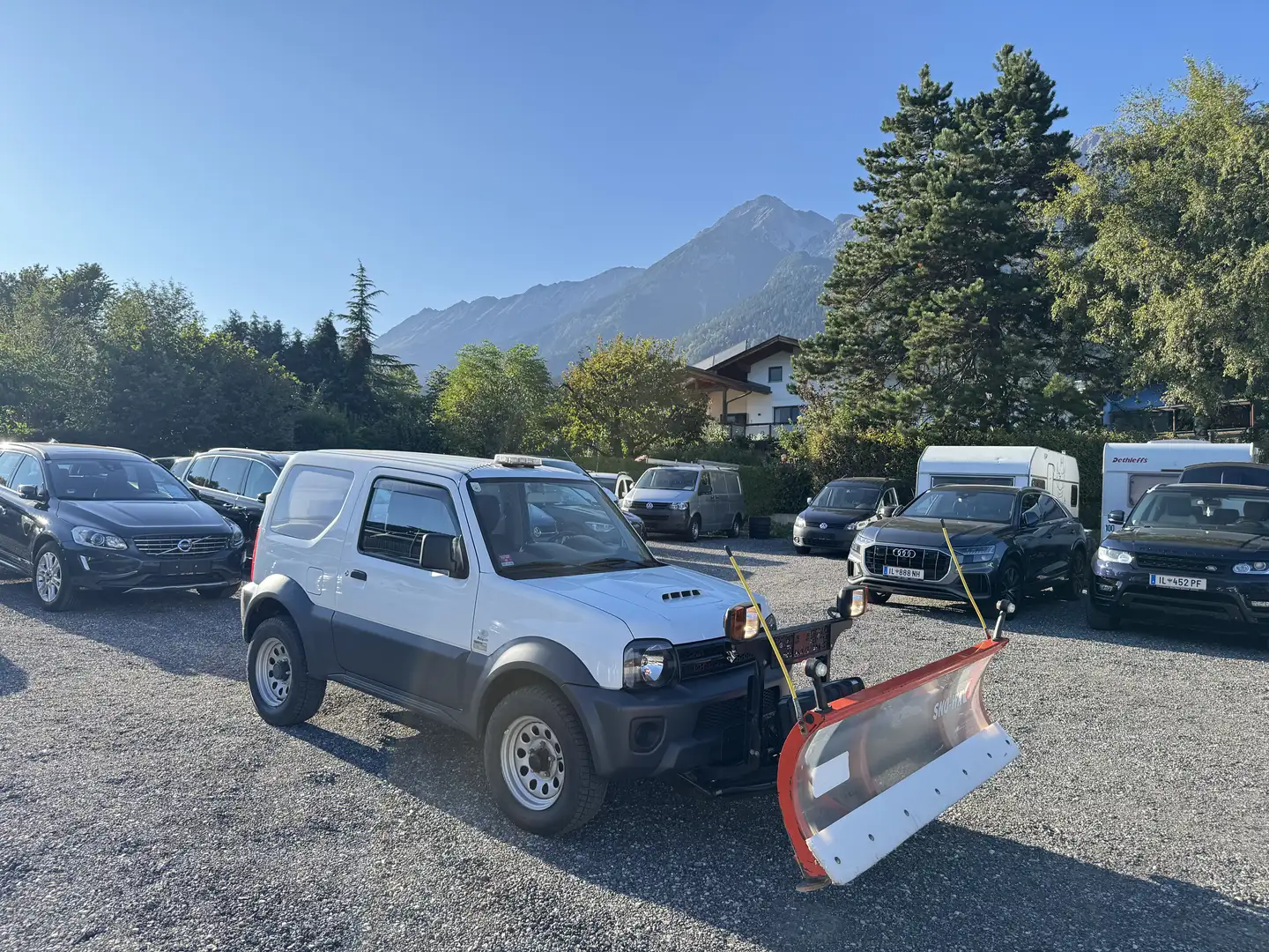 Suzuki Jimny Jimny 1,3 V L1 basic L1 basic Blanc - 1