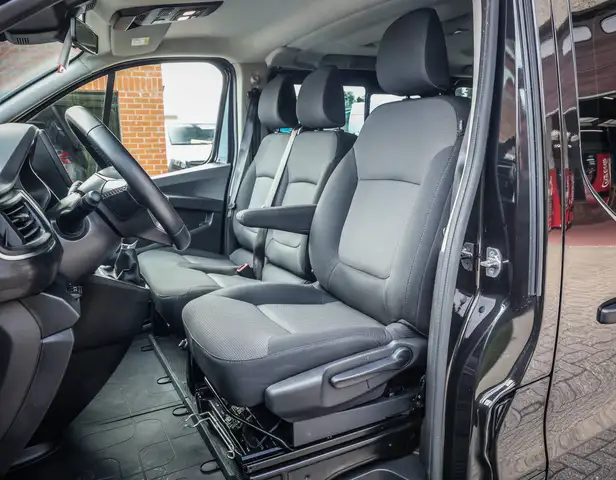Renault Trafic view 11