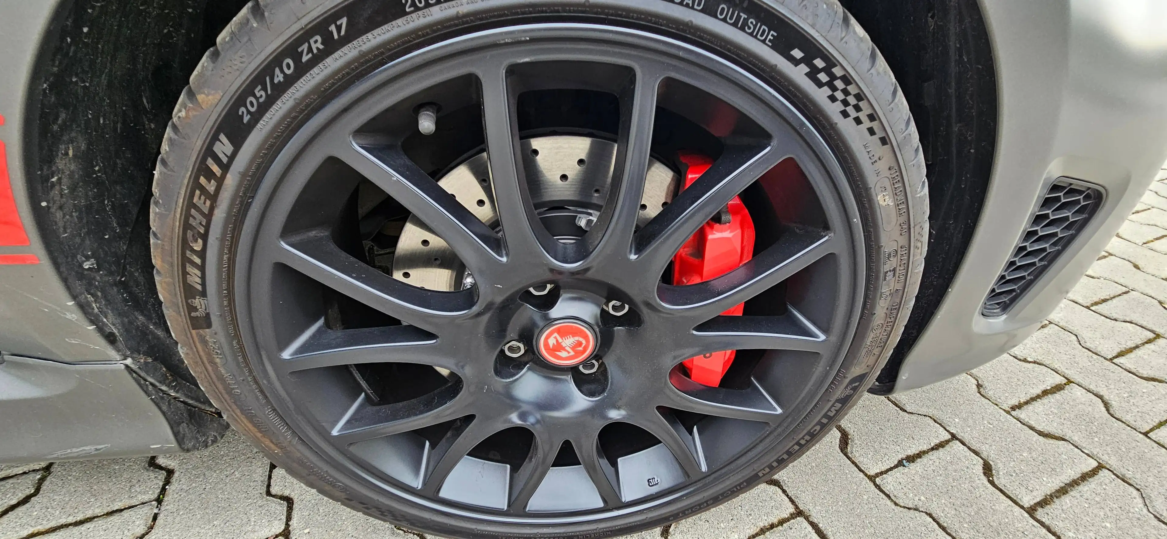 Abarth 500C 595 C Competizione — photo 11