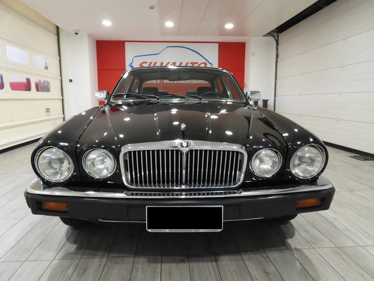 Jaguar XJ6 SOVEREIGN 4.2  - OMOLOGATA ASI TARGA ORO (1982) Negru - 2