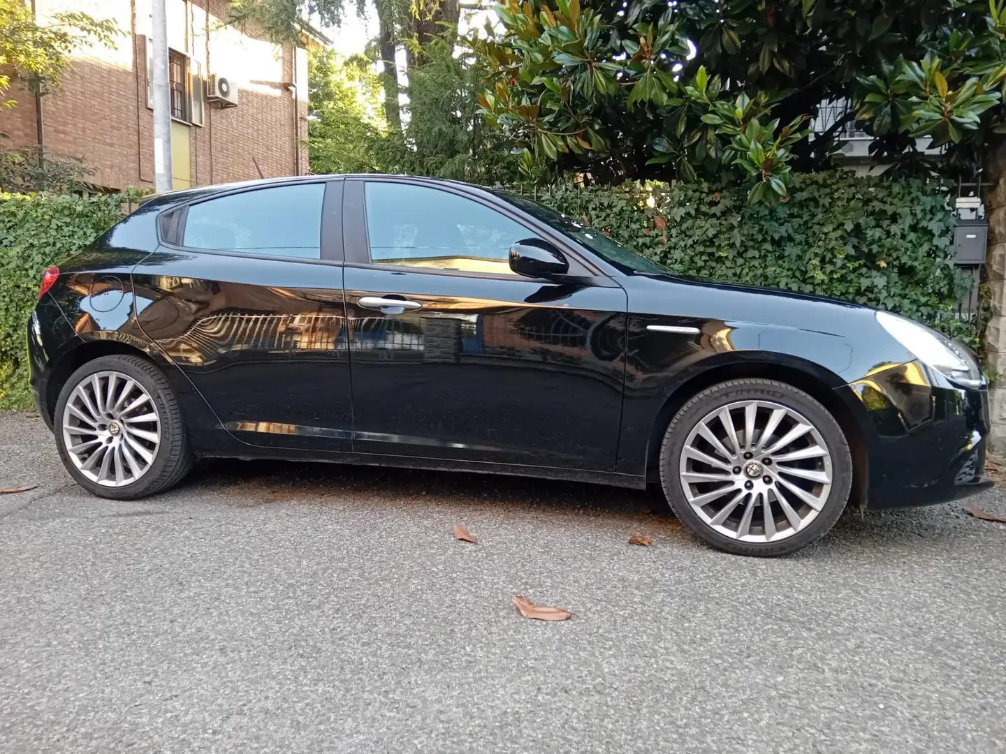 Alfa Romeo Giulietta 1.4 tb 105cv - 1