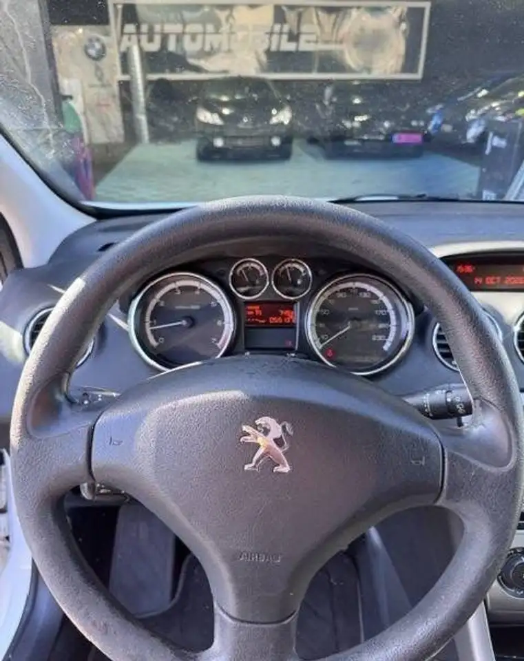Peugeot 308 308 — photo 8