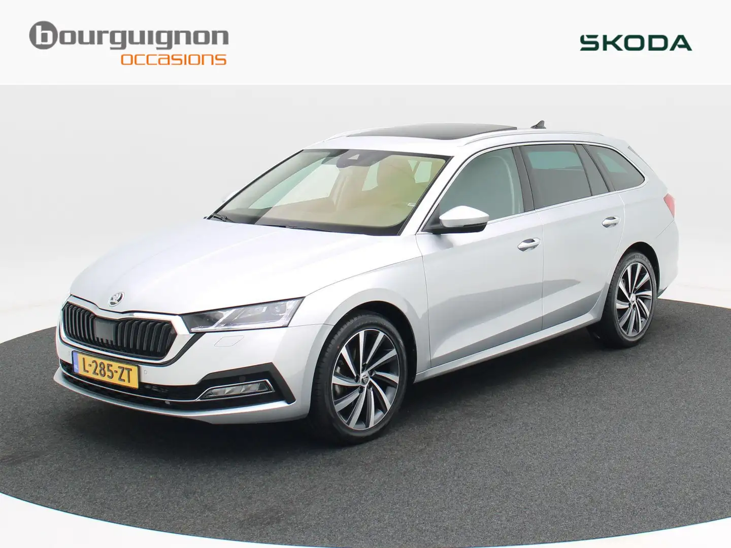 Skoda Octavia Combi 1.5 e-TSi 150 Pk Automaat Business Edition P Gris - 1