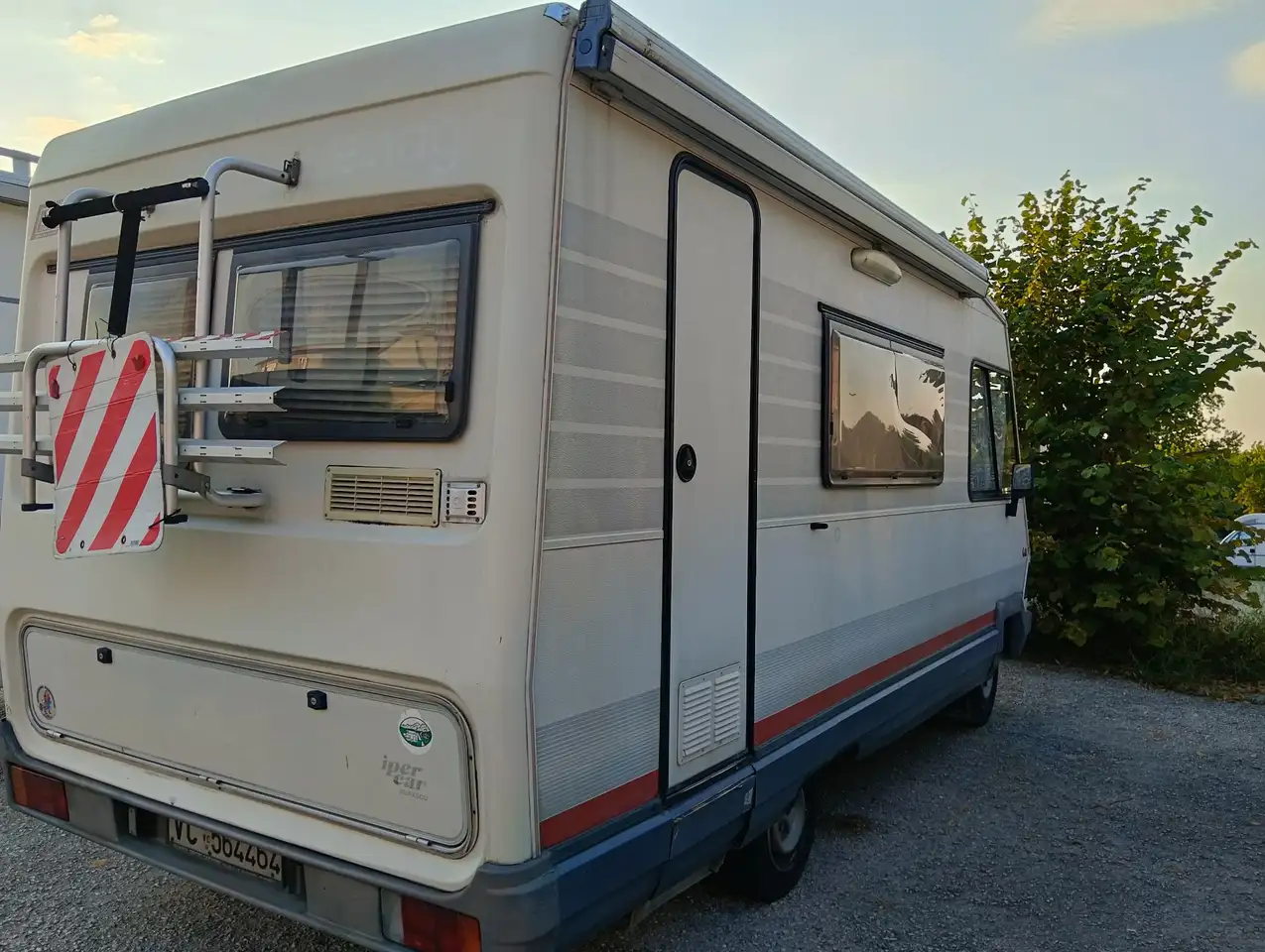 Fiat Ducato camper, foto 1