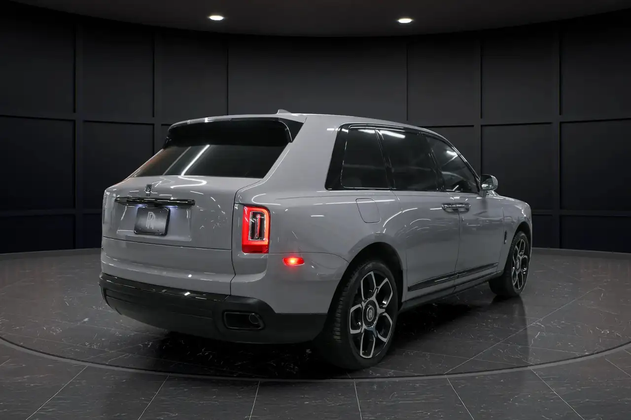 Rolls-Royce Cullinan снимка Rolls-Royce Cullinan