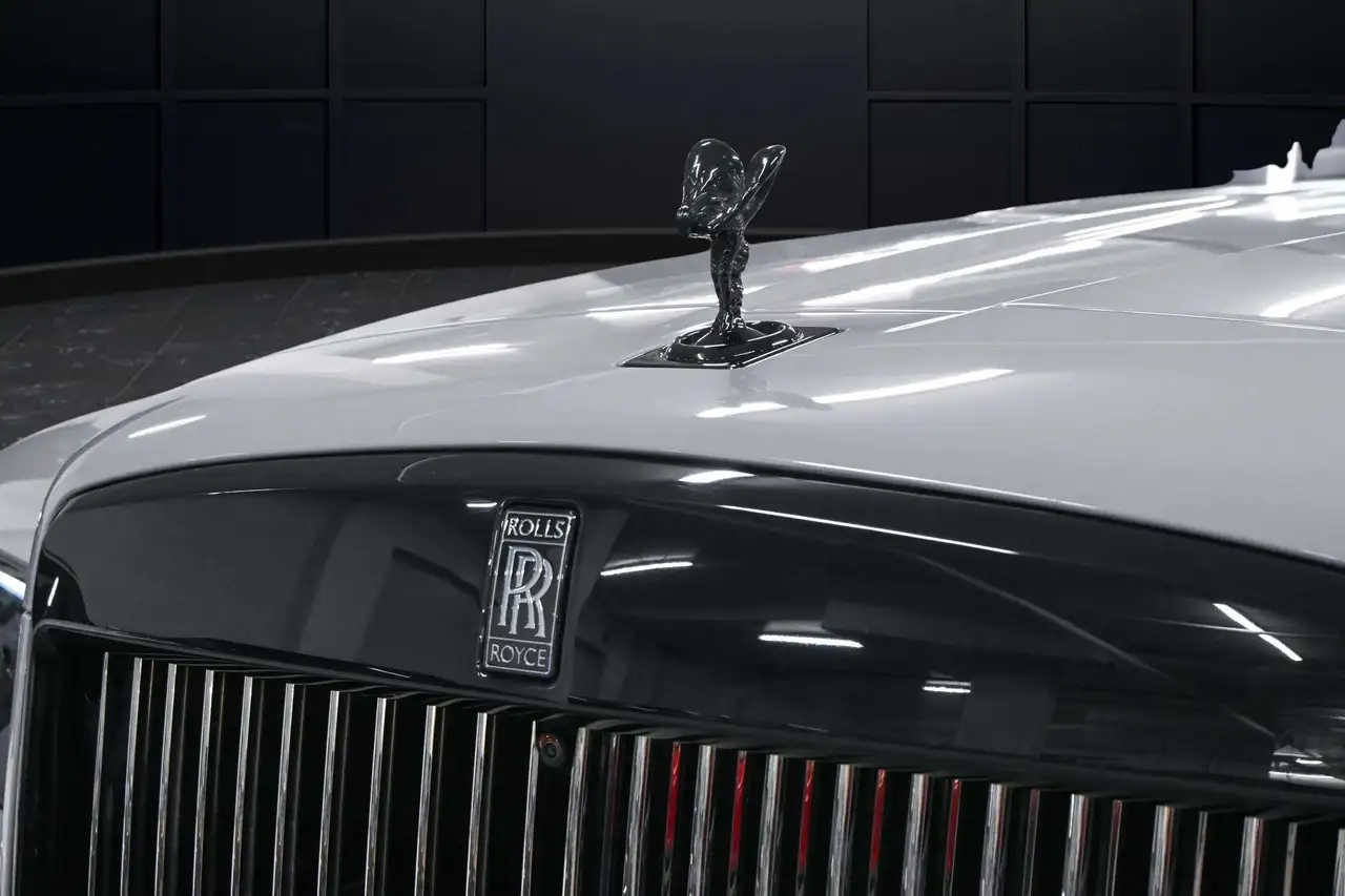 Rolls-Royce Cullinan снимка Rolls-Royce Cullinan